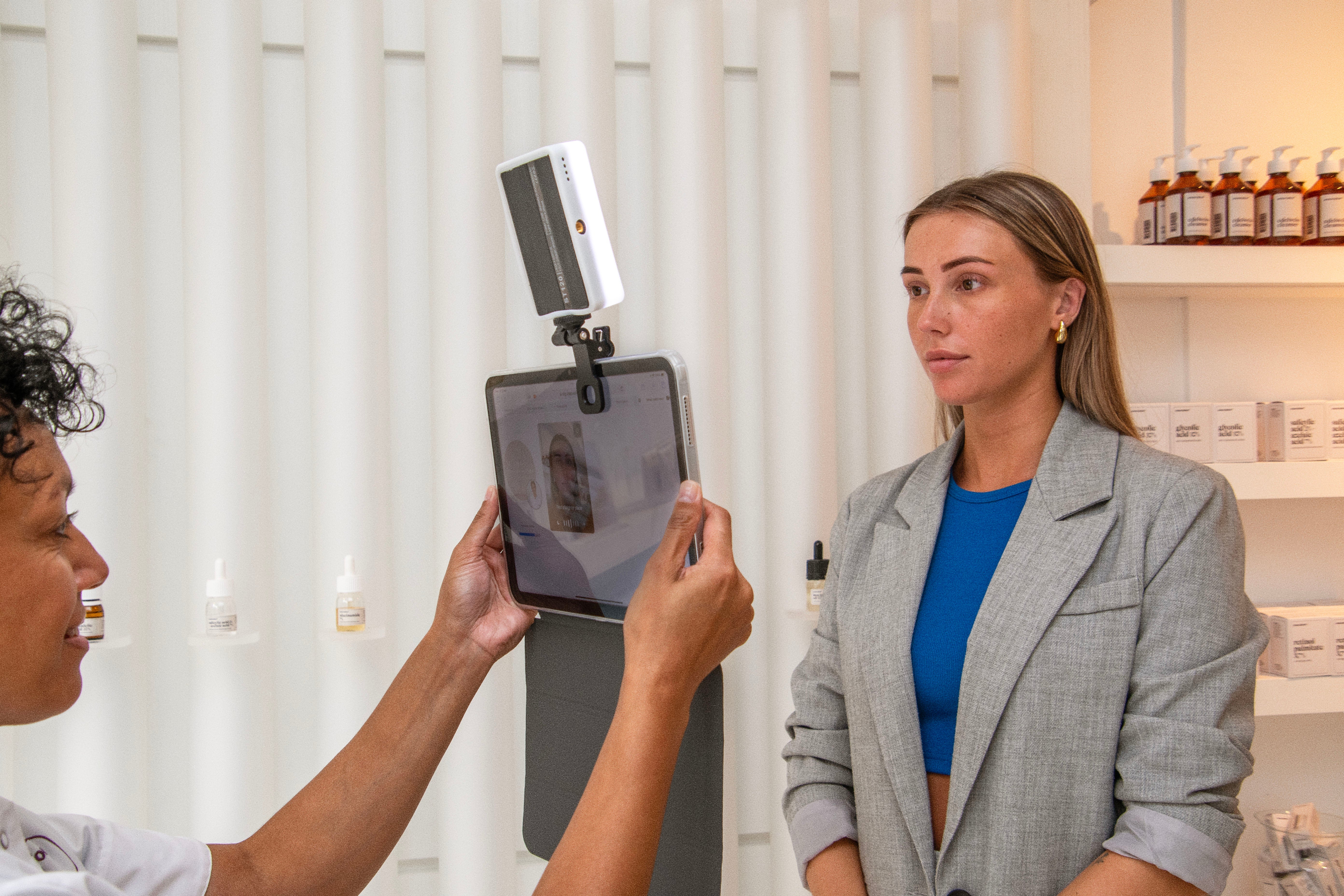 Hoe integreer je de AI Skin Scan Pro in jouw instituut-workflow?